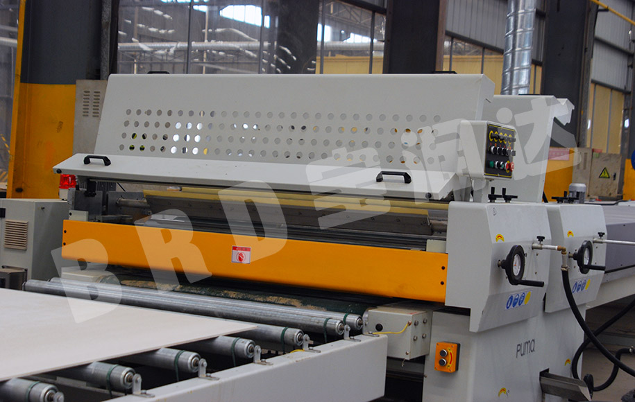 寶潤達一體板滾涂底漆 寶潤達保溫一體板滾涂底漆